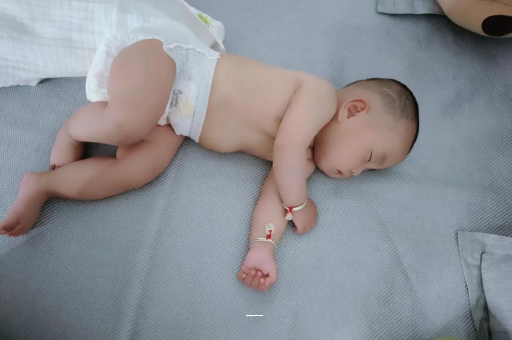 淮滨宝宝上火有眼屎